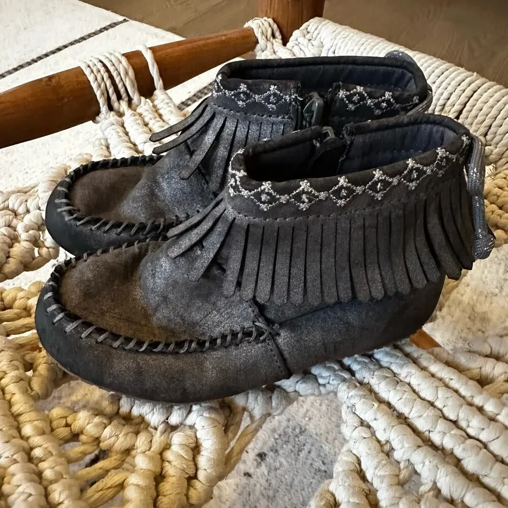Hanna Andersson Kids Girls Grey Metallic Fringe Moccasins Side Zip‎ High Top 11